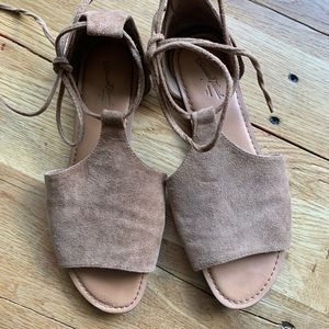 Laceup Tan sandal 8